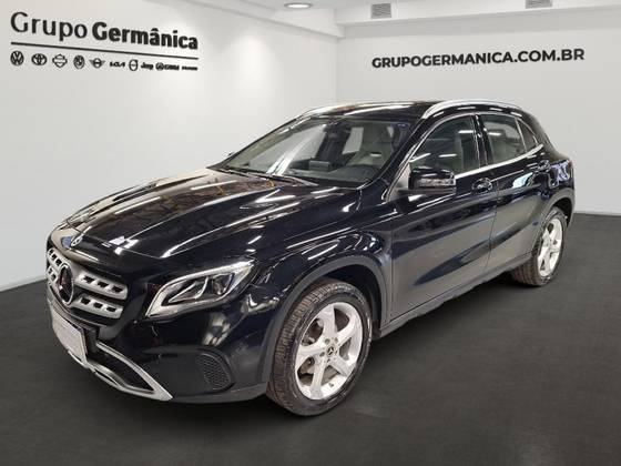 MERCEDES-BENZ GLA 200 1.6 CGI FLEX ADVANCE 7G-DCT